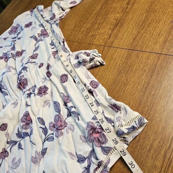 Kendall & Kylie long sleeve romper v-neck elasticized waist - Picture 8 of 12